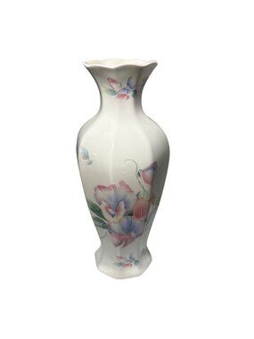 Aynsley Floral Vase Bone China Little Sweetheart Scalloped Edge Butterfly 9"